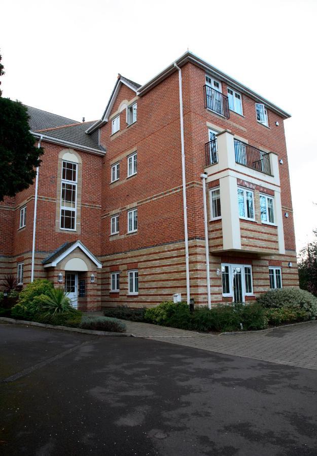 Basingstoke Apartments - Westlands House, City Centre, Home-From-Home Ngoại thất bức ảnh