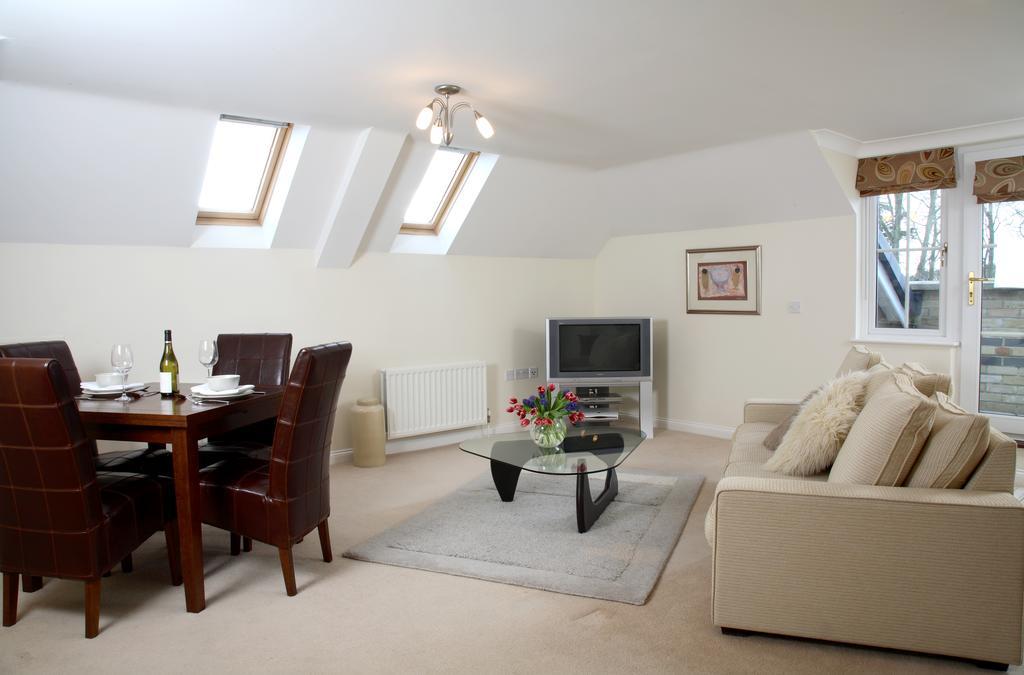 Basingstoke Apartments - Westlands House, City Centre, Home-From-Home Ngoại thất bức ảnh