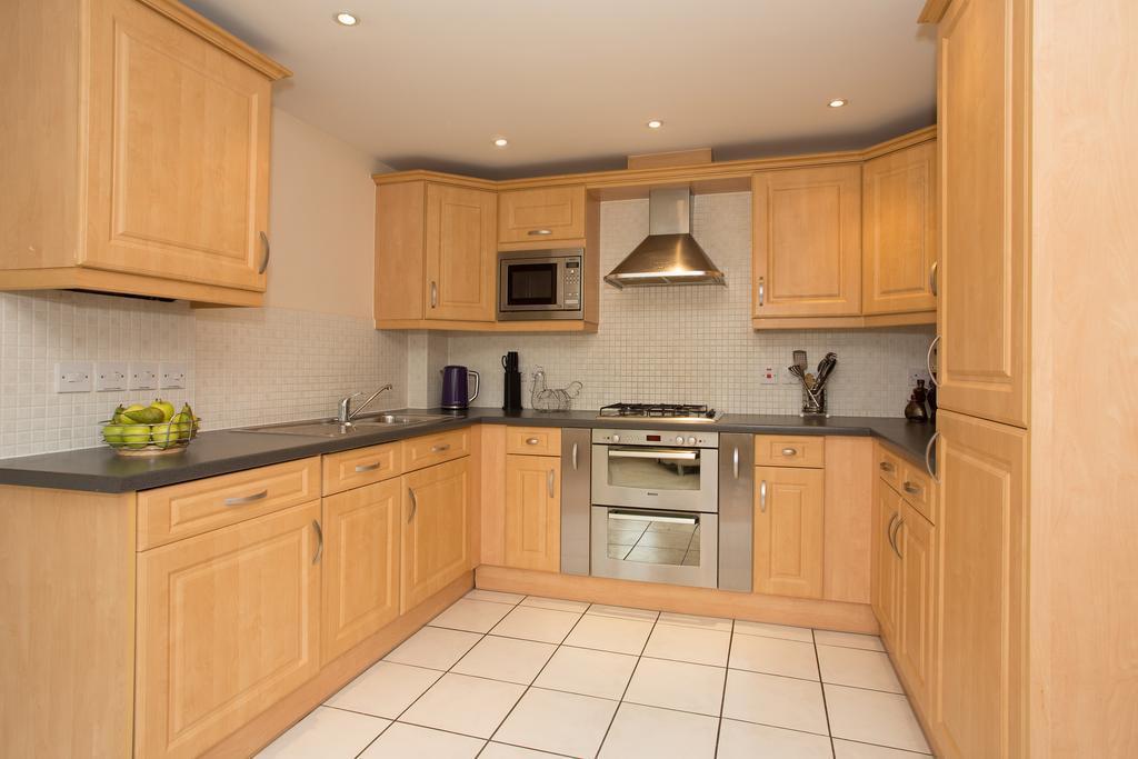 Basingstoke Apartments - Westlands House, City Centre, Home-From-Home Ngoại thất bức ảnh