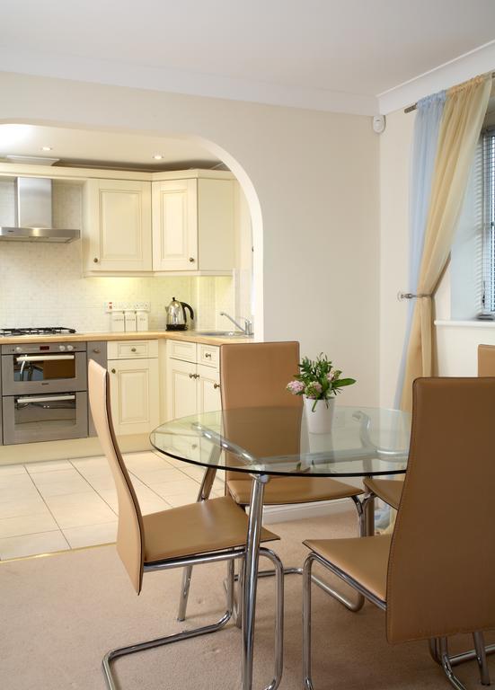 Basingstoke Apartments - Westlands House, City Centre, Home-From-Home Ngoại thất bức ảnh